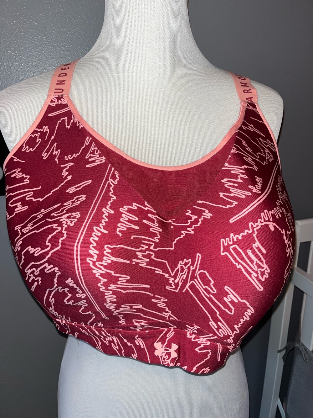 Under Armour Burgundy & Pink Printed High-Support Sports Bra size 3XL